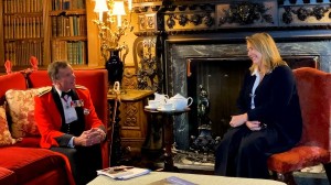 Lieutenant General (Ret.) Sir Andrew Richard Gregory with the Countess of Carnarvon