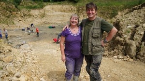 Anne Diamond interviews Neville and Sally Hollingworth along with Paleontologist Dr. Tim Ewin