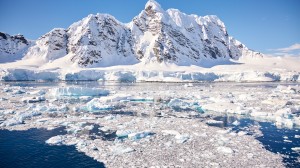 Explore the “White Continent” with Joost Ouendag