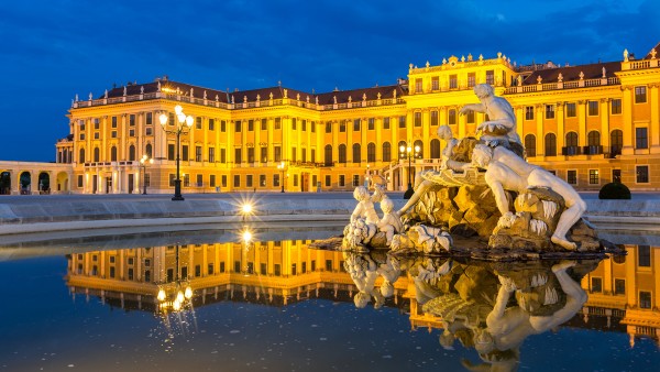 Explore Vienna’s iconic architecture with Joost Ouendag