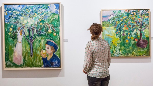 Brush up on Norwegian landscapes with Caroline Malloy