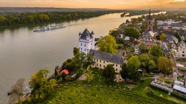 Journey along the Middle Rhine with photographer Alastair Miller