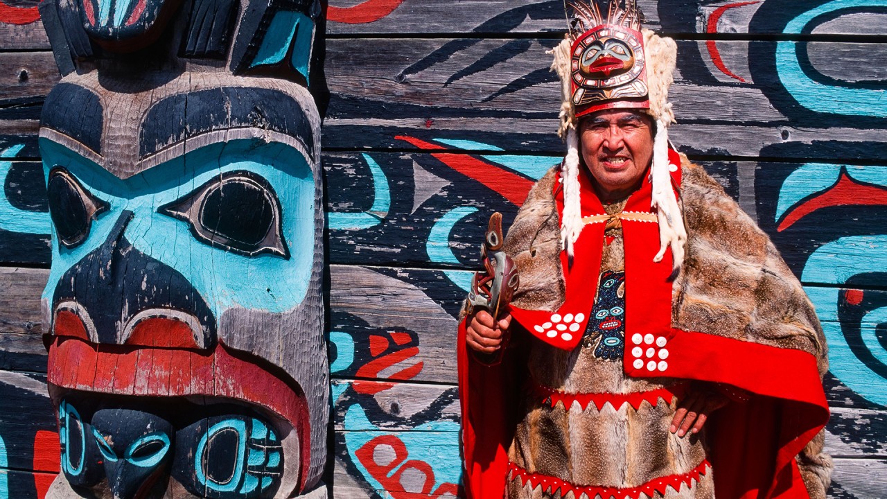 Trace the Pacific Northwest’s history with Viking Resident Historian Robert K. Sutton, PhD)