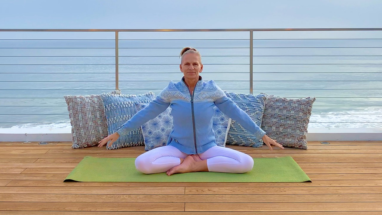 Mind & Body with Mona Therese)