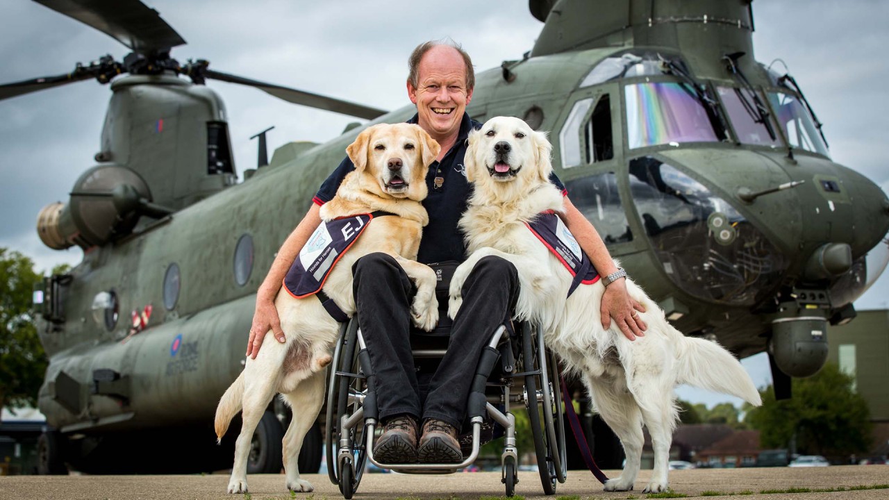 Alastair Miller in conversation with Allen Parton of Hounds for Heroes)