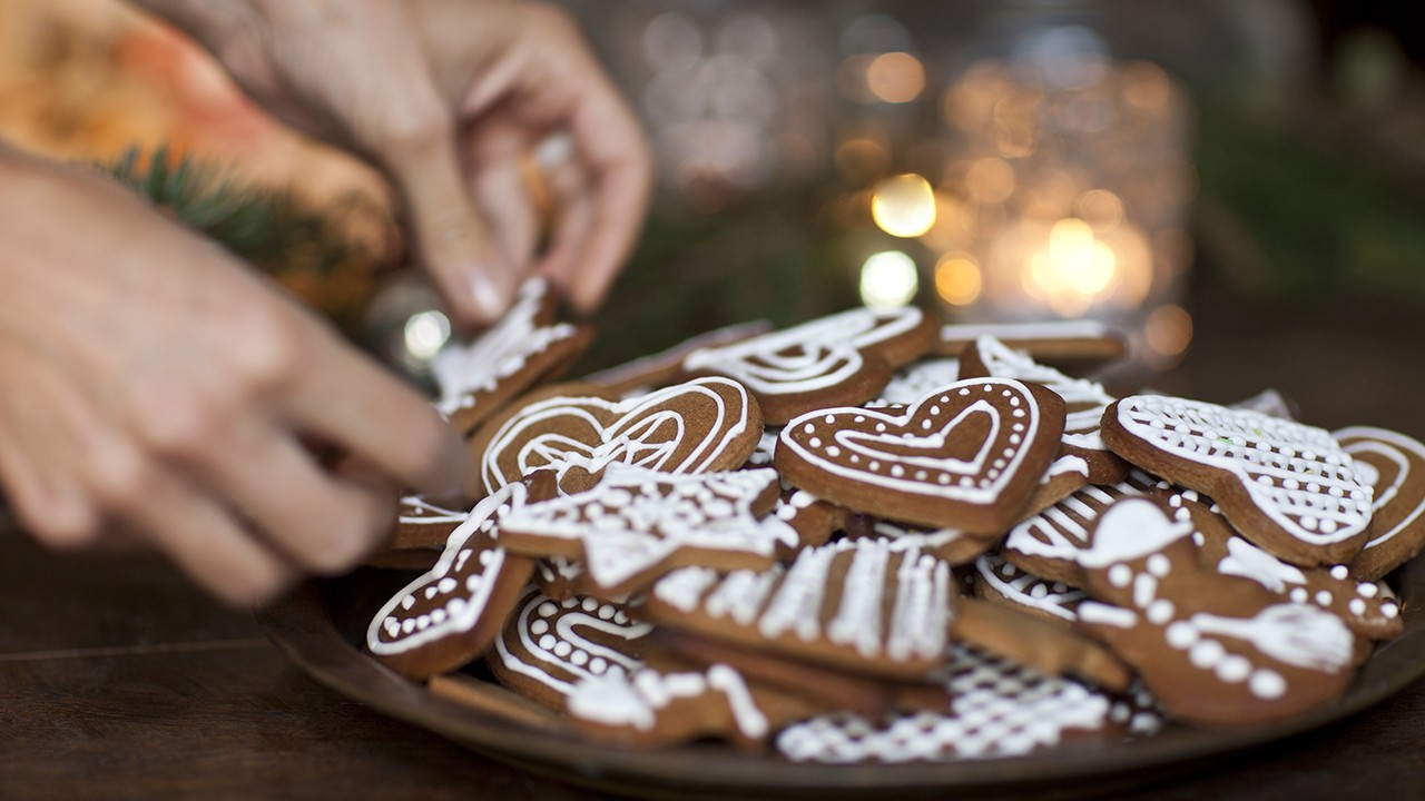 Cooking with Karine: Gingerbread)
