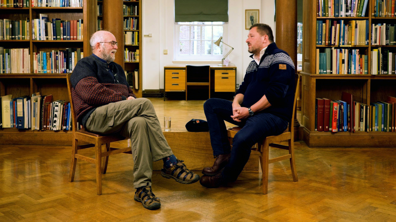 Damon Stanwell-Smith interviews explorer Jonathan Walton )