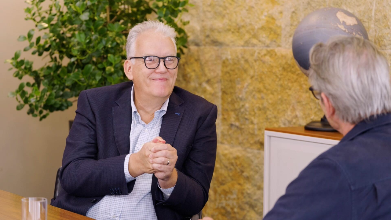 Alastair Miller in conversation with Joost Ouendag)