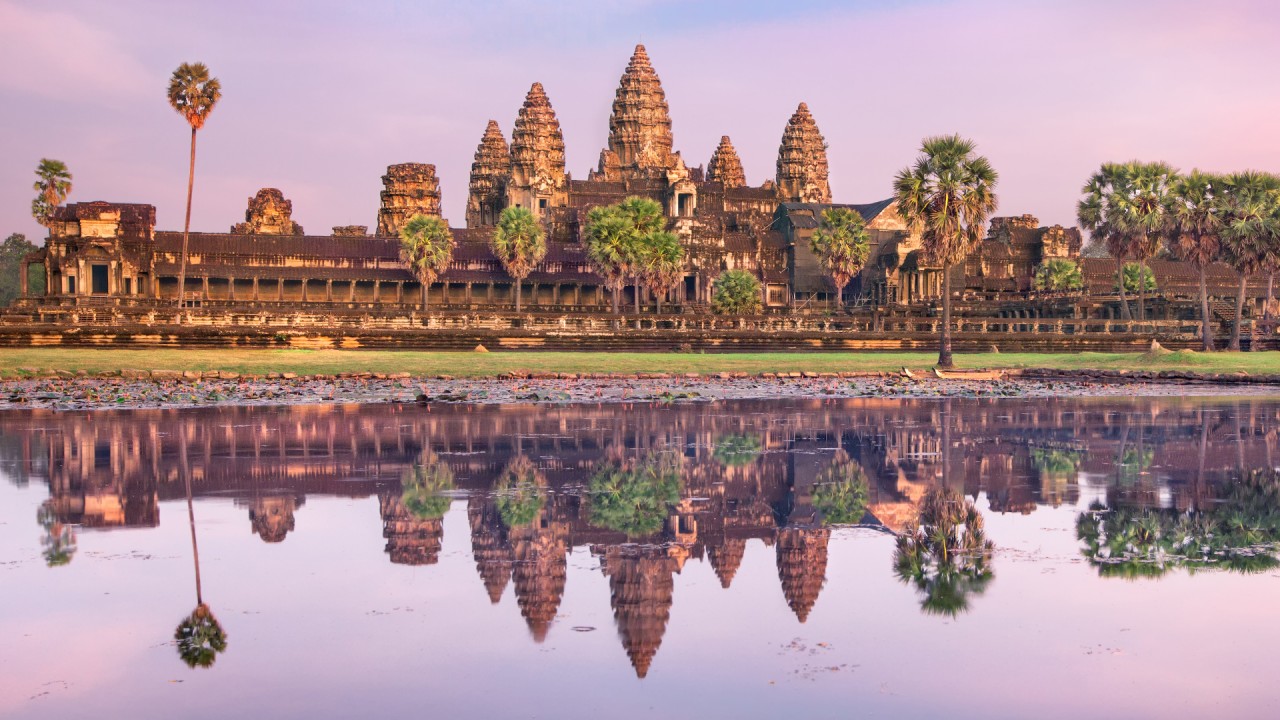 Uncover the intriguing history of the Khmer Empire with Dr. John Freedman)