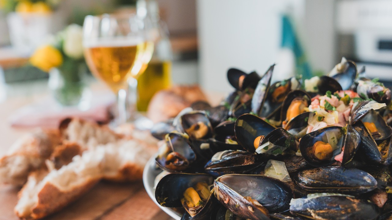 Learn the secrets of preparing a polar-inspired meal with Chef Catherine Fulvio)