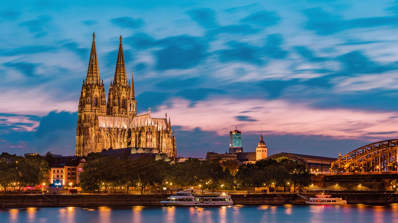 Enhance your knowledge of UNESCO Sites on the Rhine & Danube Rivers)