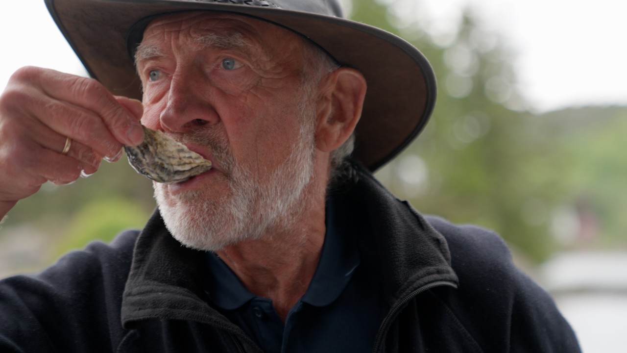 Alastair Miller in conversation with Alf Roald Sætre, or “Oyster Dundee”)