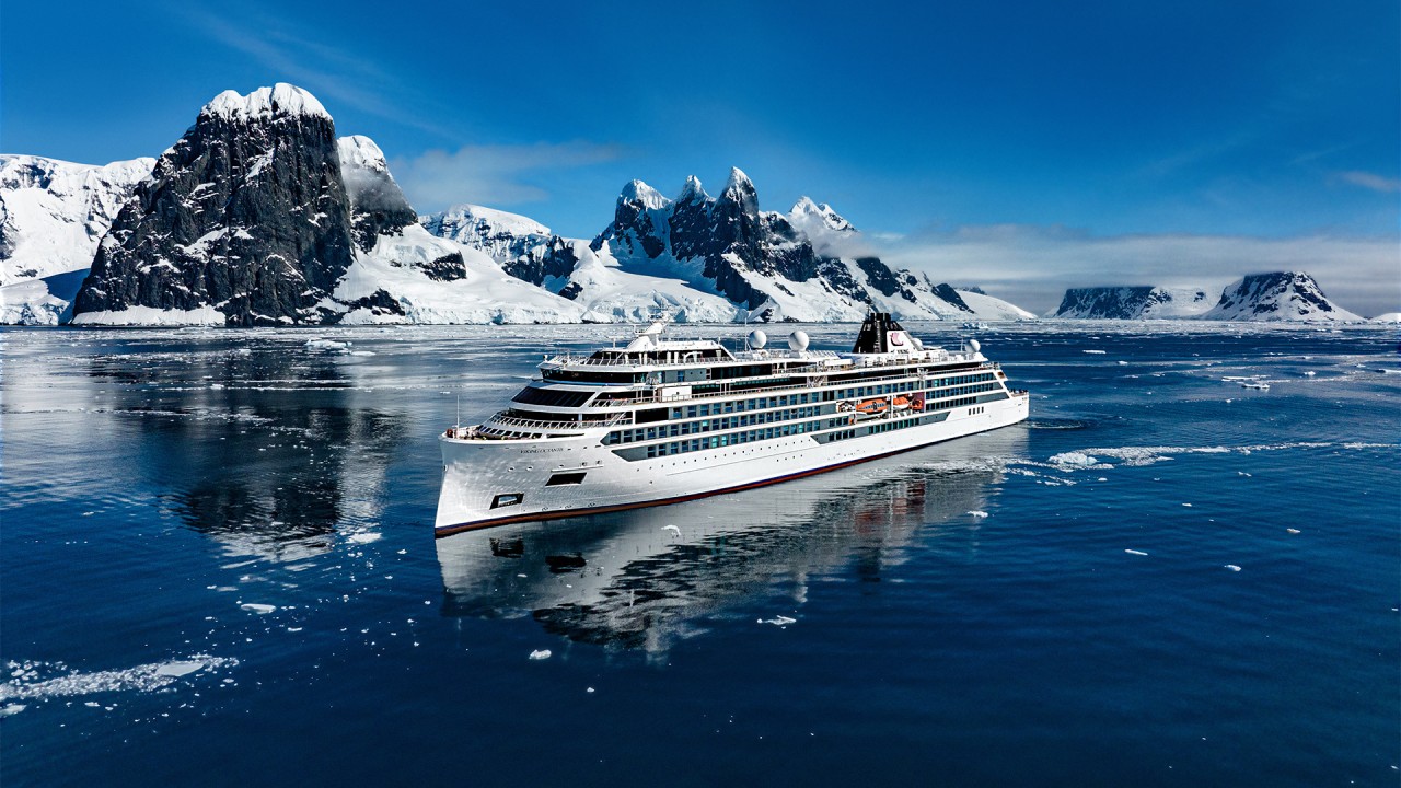 Discover the “White Continent” with Joost Ouendag)