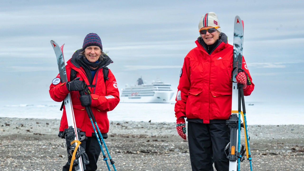 Polar explorers Liv Arnesen and Ann Bancroft reflect on their legendary travels)