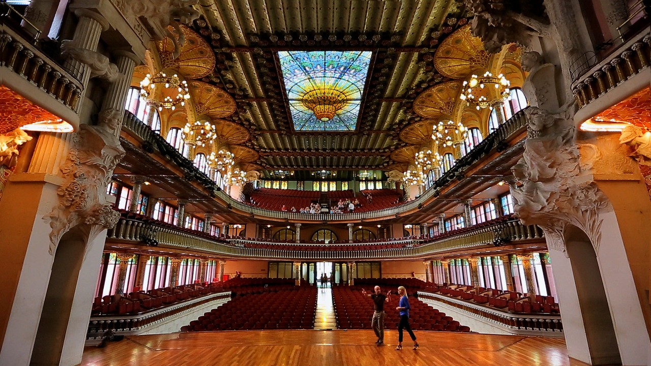 Barcelona's Hidden Jewel - Palau de la Música)
